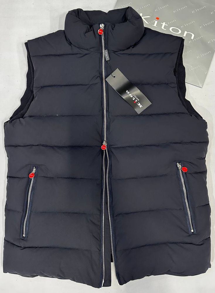 Безрукавка Kiton