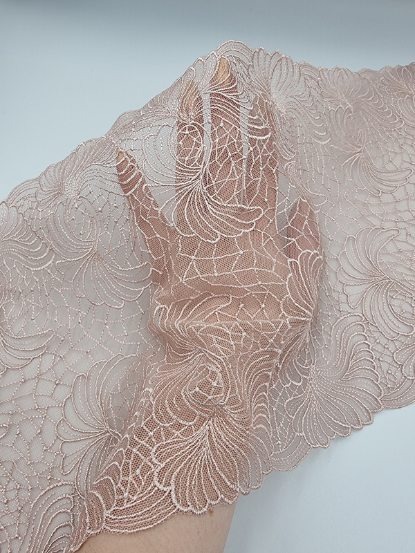 Вышивка на сетке какао К728