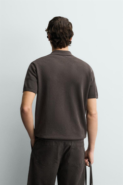 ZARA ПОЛО ИЗ РЕЛЬЕФНОГО ТРИКОТАЖА, ШОКОЛАДНЫЙ