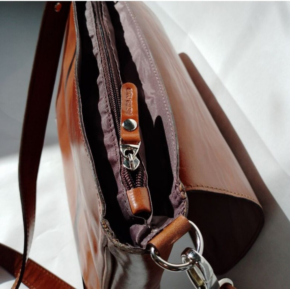 Сумка мужская через плечо из натуральной кожи