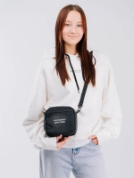Сумка через плечо кросс-боди