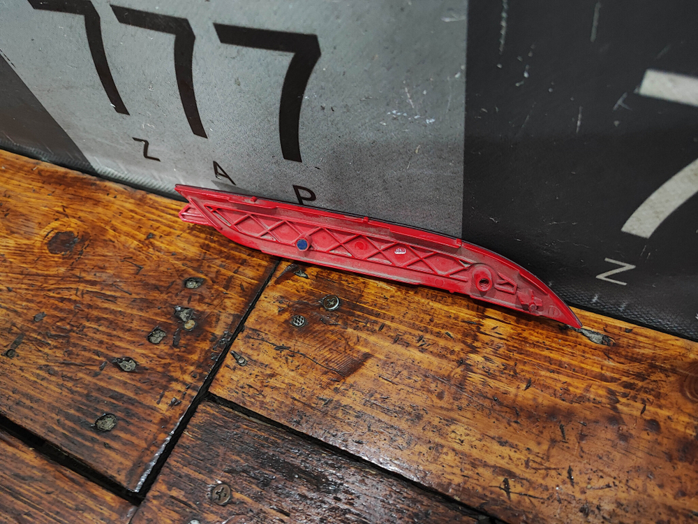 Катафот заднего бампера правый Kia Ceed 2 (JD) 12-18 Б/У Оригинал 92405A2300