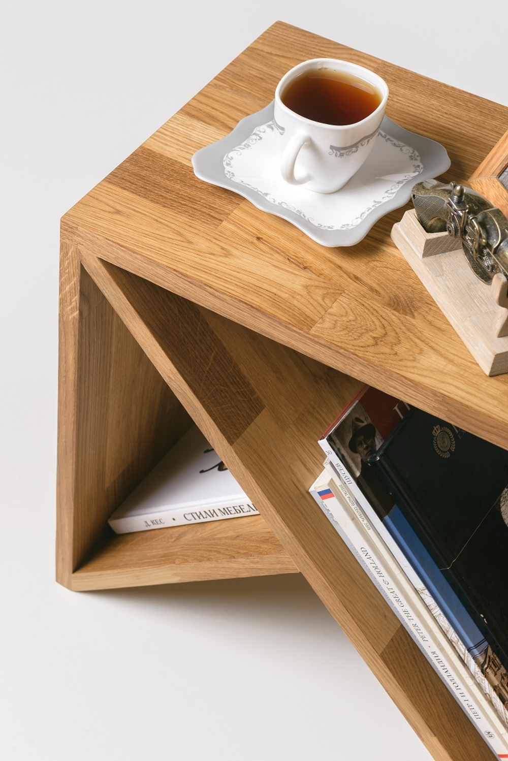 Тумба прикроватная из массива дуба Ланс-3