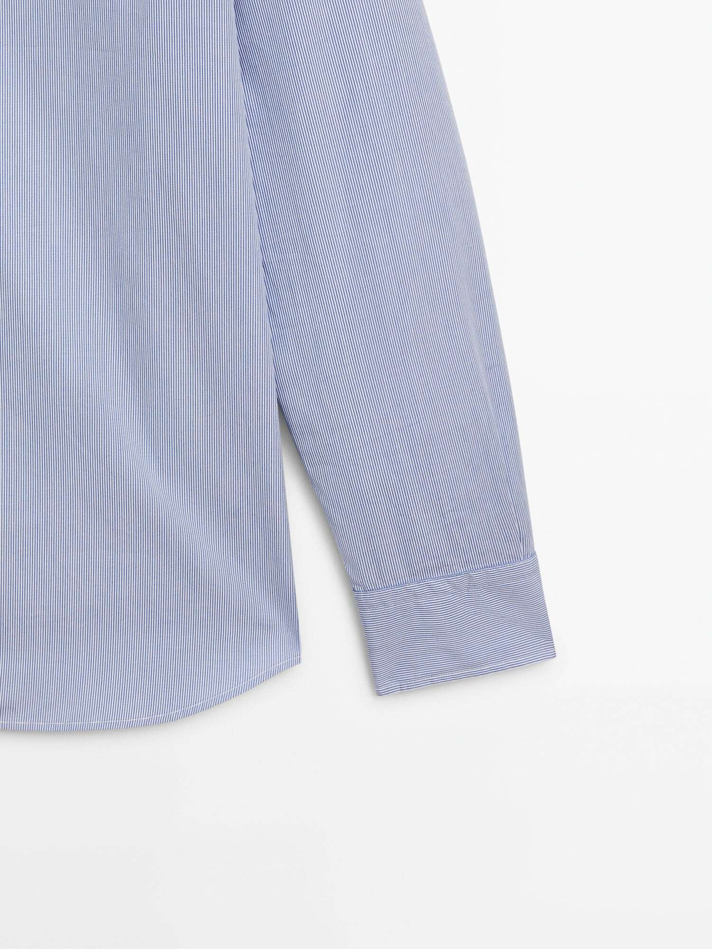 Massimo Dutti Рубашка облегающего кроя из поплина в мелкую полоску, синий