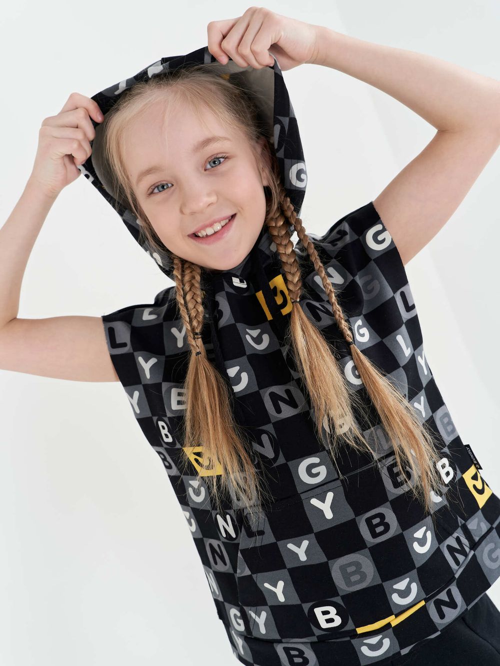 Футболка с капюшоном "Банглимания" 7+