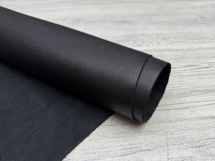 Saffiano Royal Black (1,1-1,3 мм), цв. Черный, натуральная кожа