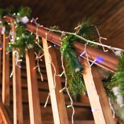 ULD-B3010-200-DTA MULTI IP20 Бахрома светодиодная с контроллером. 3 м. 200 светодиодов. Разноцветный свет. Провод прозрачный. TM Uniel.