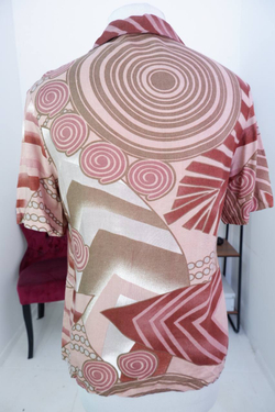 Рубашка НЕЗНАКОМКА повседневная из вискозы 48 размер