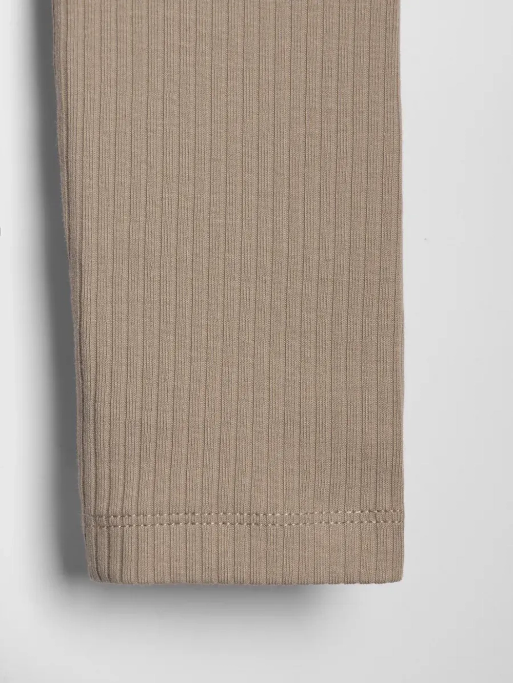 Костюм для девочки на осень