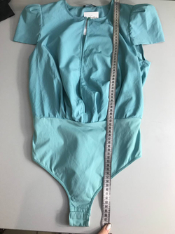 Боди Elisabetta Franchi для модного образа, визуально на 42 размер