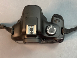 Canon EOS 4000D Body 20.000 кадров пробега