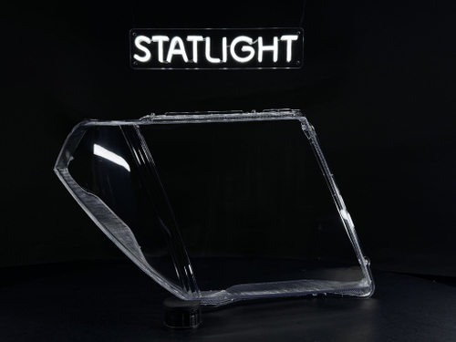 Правое стекло фары Nissan Navara Pathfinder R51 2004-2010