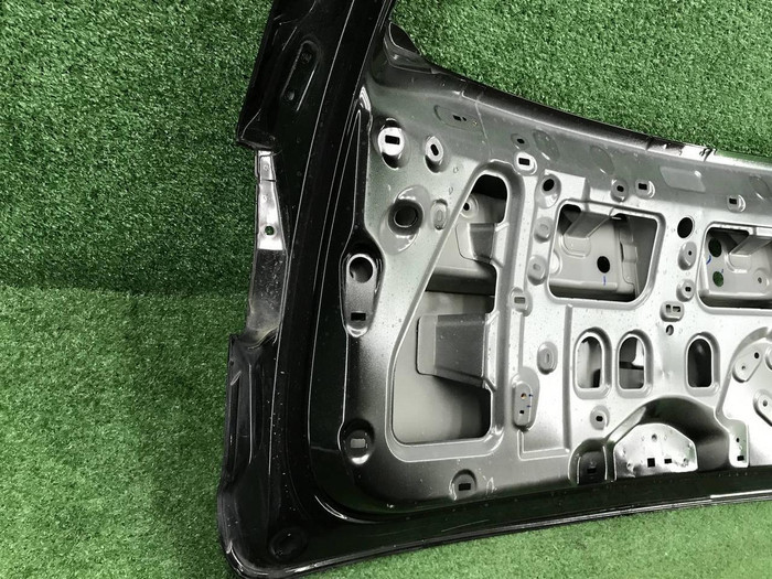 Крышка багажника Lynk & Co 09 (2021-н.в.)