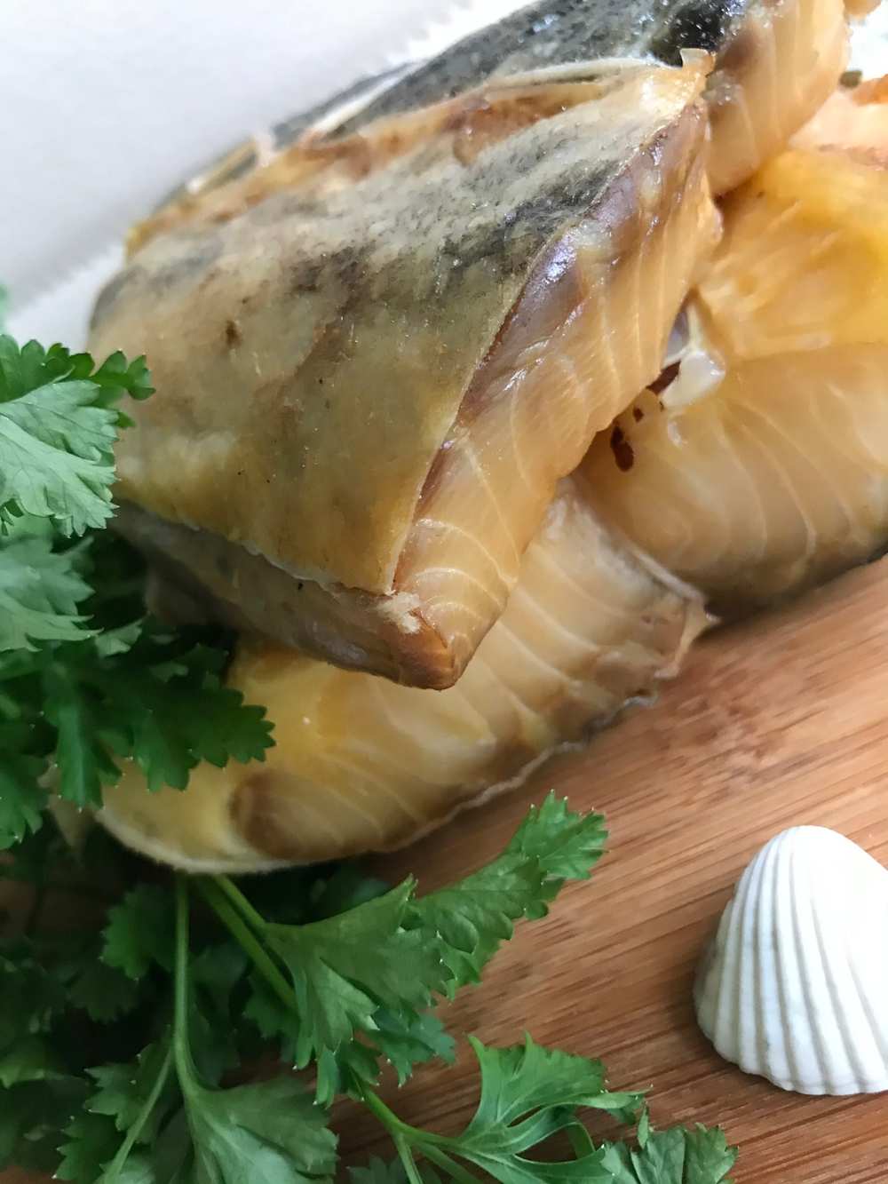 Осетр холодного копчения