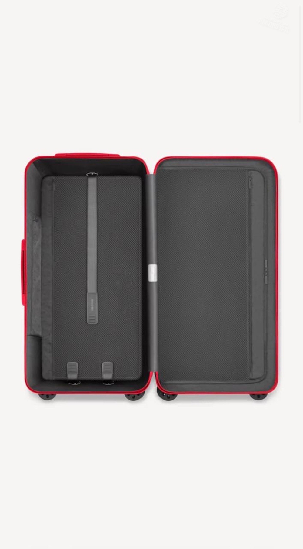 Дорожный чемодан Rimowa