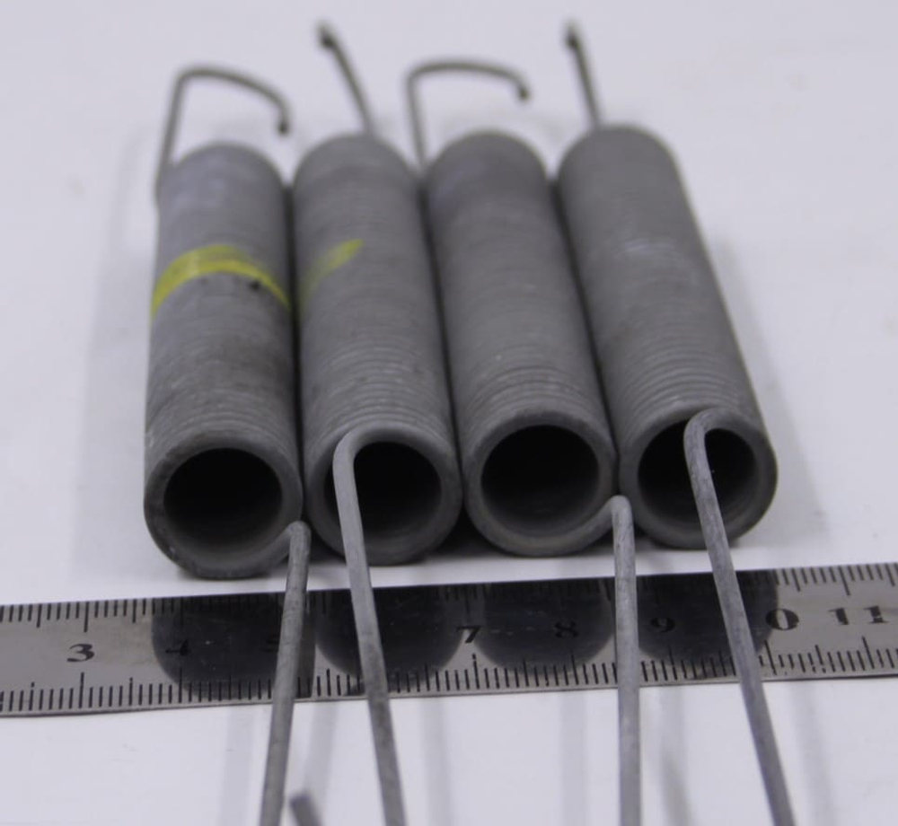 Комплект пружин бака стиральной машины Brandt WT10765E (4 шт.)