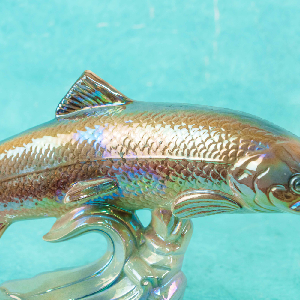 Фарфоровая статуэтка «Радужная форель»