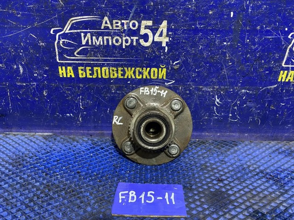 Ступица задняя левая NISSAN SUNNY 2000