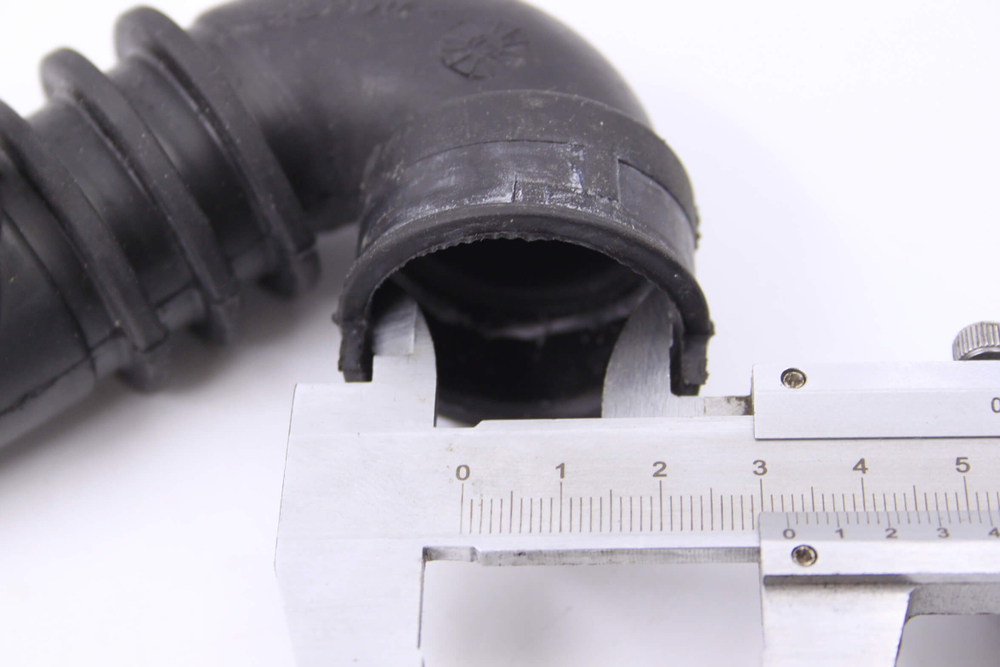 Патрубок посудомоечной машины Smeg 758200229-0231 с датчиком