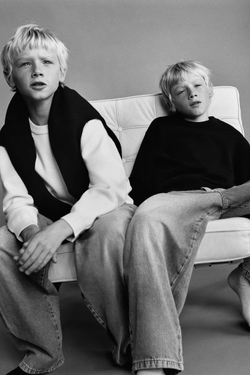 ZARA ОДНОТОННЫЙ СВИТЕР, ЧЕРНЫЙ