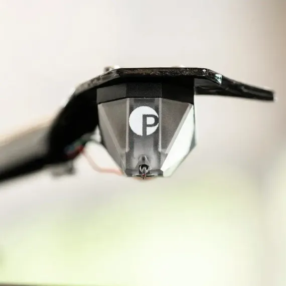 Pro-Ject Debut PRO B Satin Black