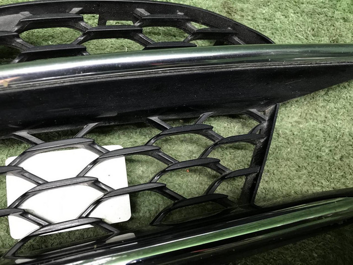 Решетка перед. бампера Mercedes S W223 (20-нв) AMG