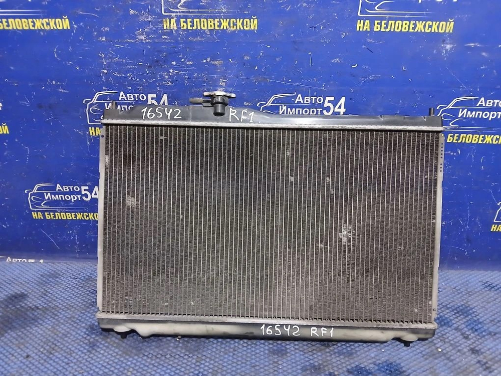 Радиатор двигателя Honda STEPWGN 1996-2001