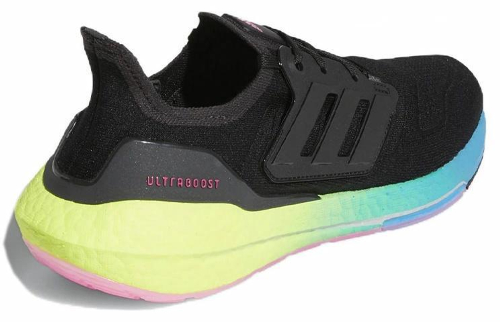 Кроссовки Adidas Ultraboost 22