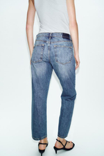 Z1975 УКОРОЧЕННЫЕ ДЖИНСЫ С СРЕДНЕЙ ЛИНИЕЙ ТАЛИИ - ZARA