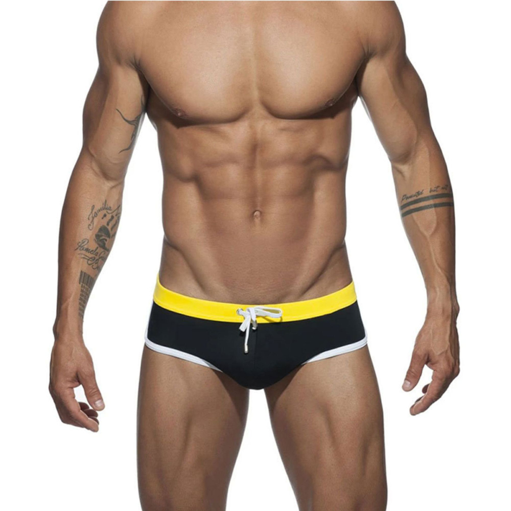 Черные мужские плавки-брифы с контрастной отделкой (Размер: XL) (Цвет: черный)