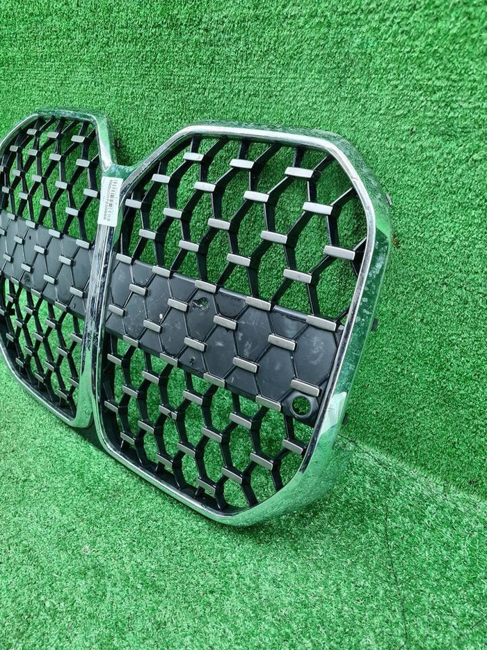 Решетка радиатора BMW 4er G26 (2020-н.в.)