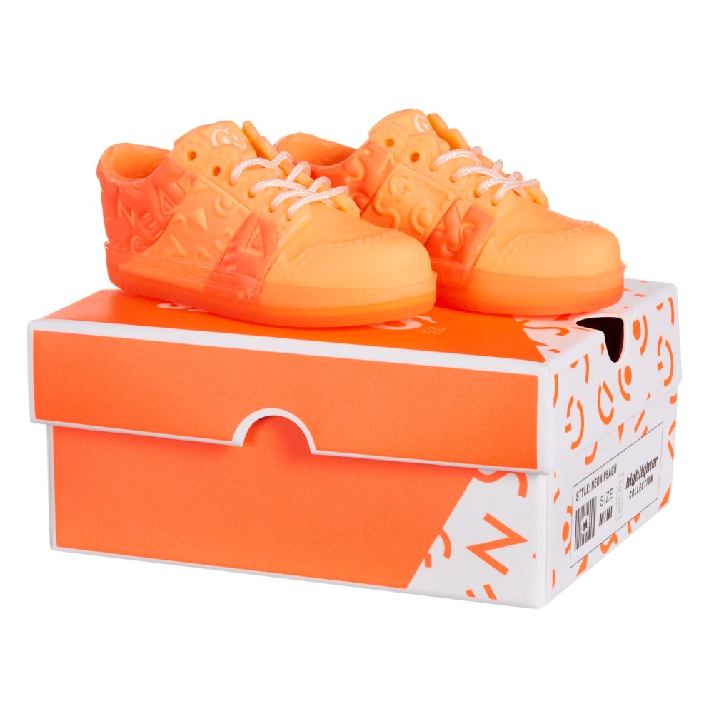 MGA's Miniverse - Мини кроссовки MAKE IT MINI SNEAKERS Kula niespodzianka 546955