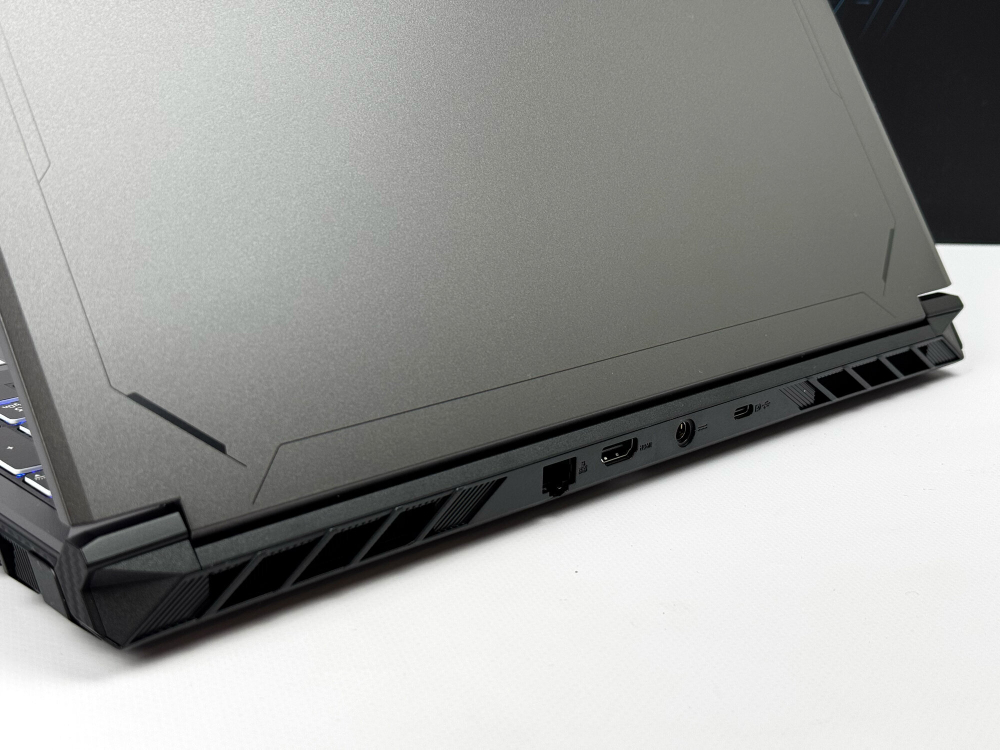 Новый игровой ноутбук Thunderobot i7-13700HX / RTX 4070 8GB / 16GB / 512GB / 2.5K / 165Hz / Win11 / Русско-Английская клавиатура