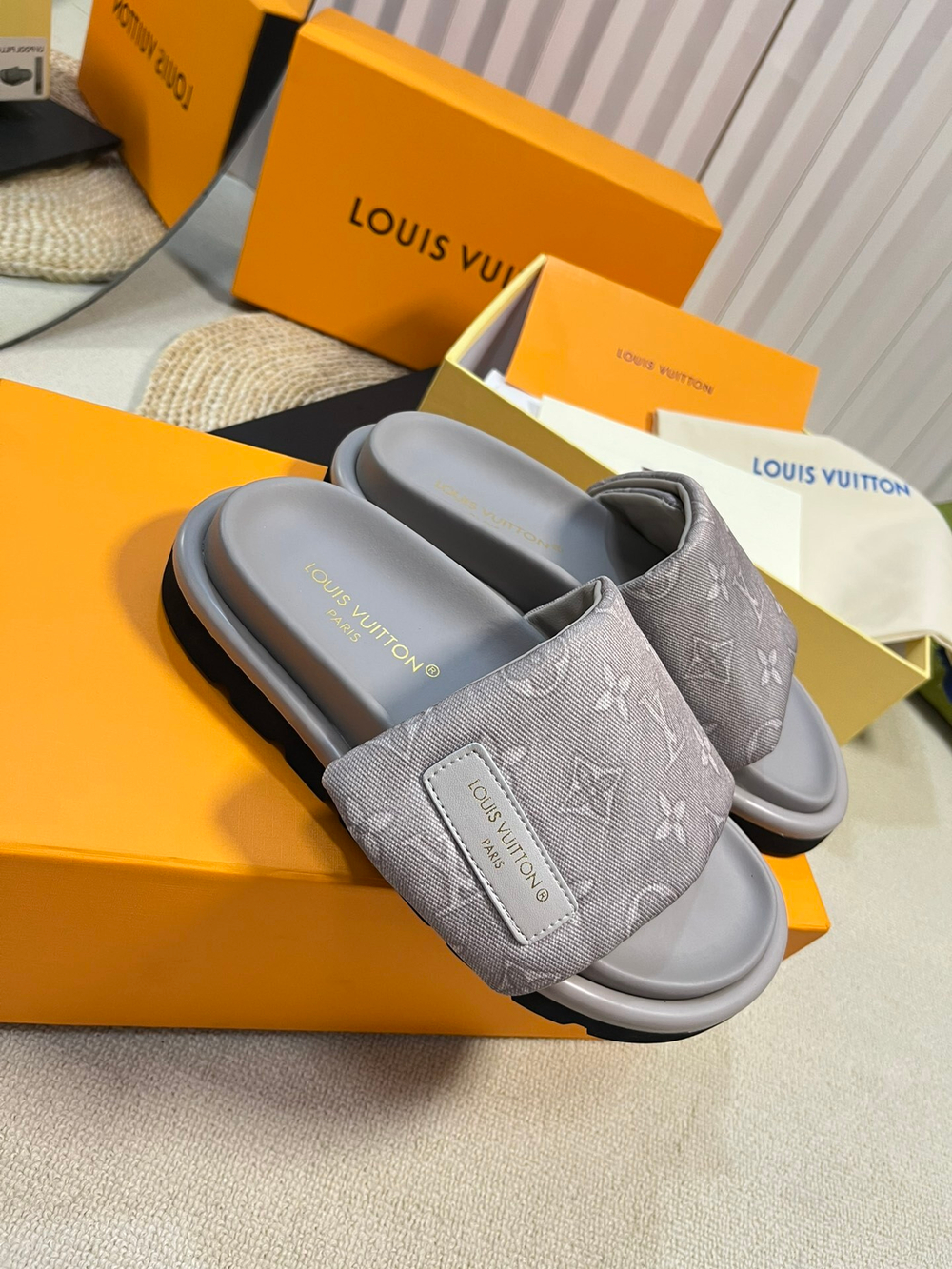 Louis Vuitton Pool Pillow Flat Comfort Mule