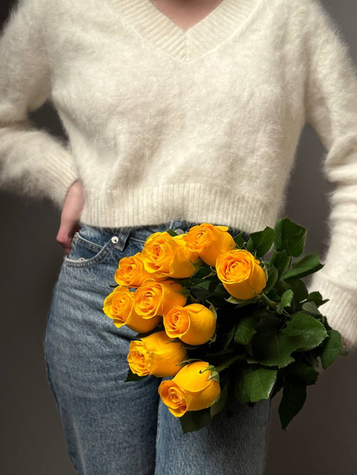 Букет из 9 желтых роз под ленту