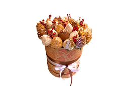 Клубника в Шоколаде в шляпной коробке, 35 ягод