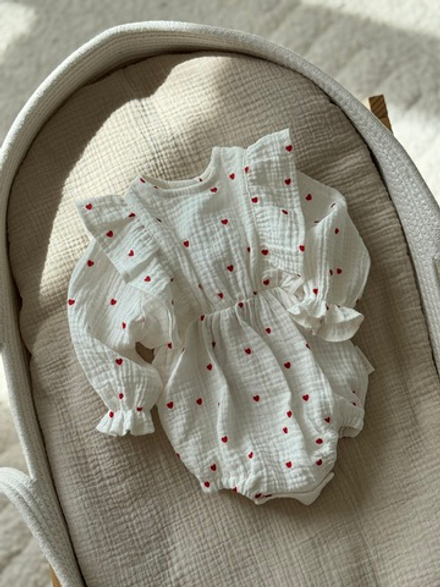 Боди с рюшами, Красные сердечки