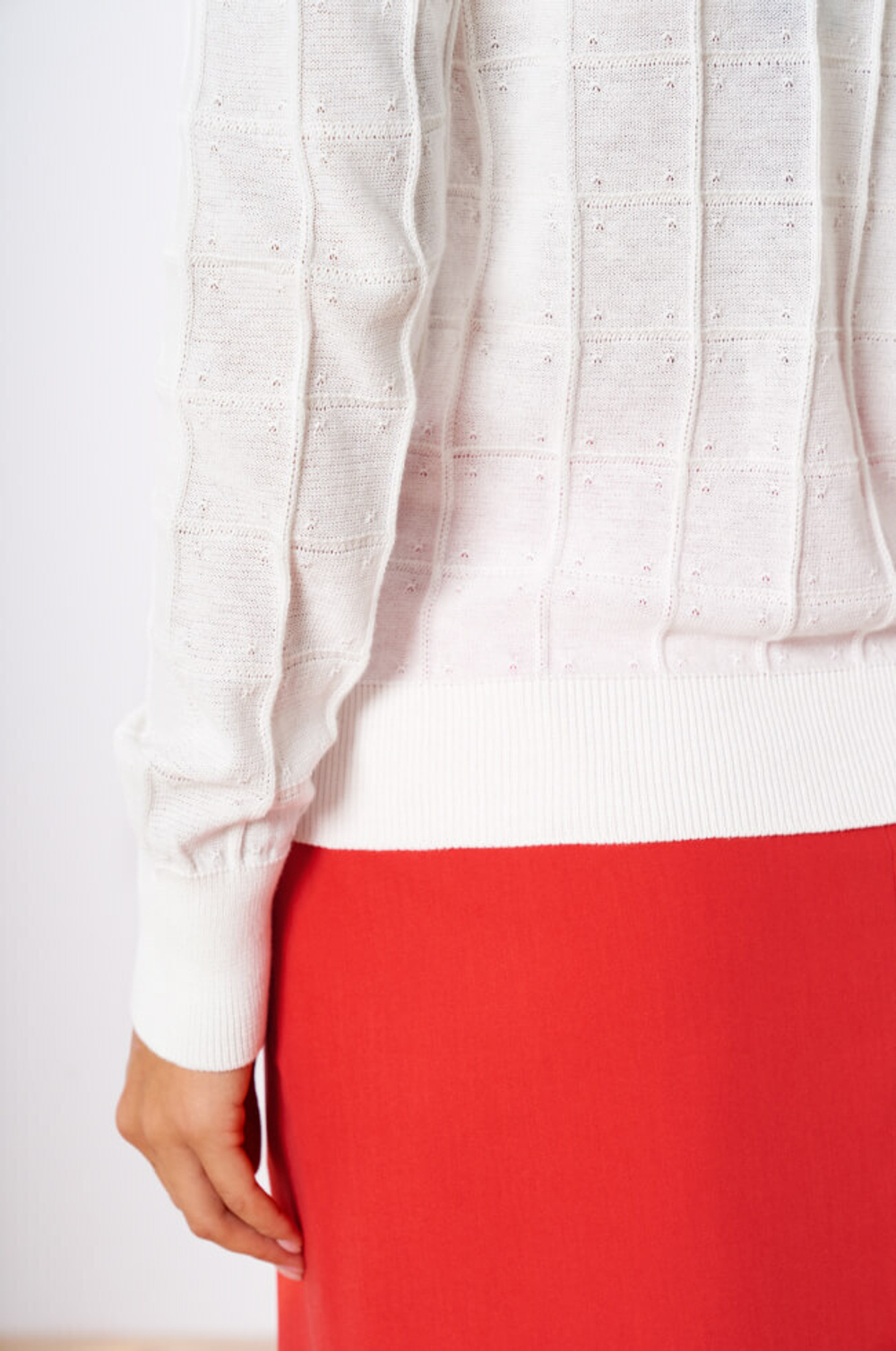 22339 Джемпер женский (молочный)