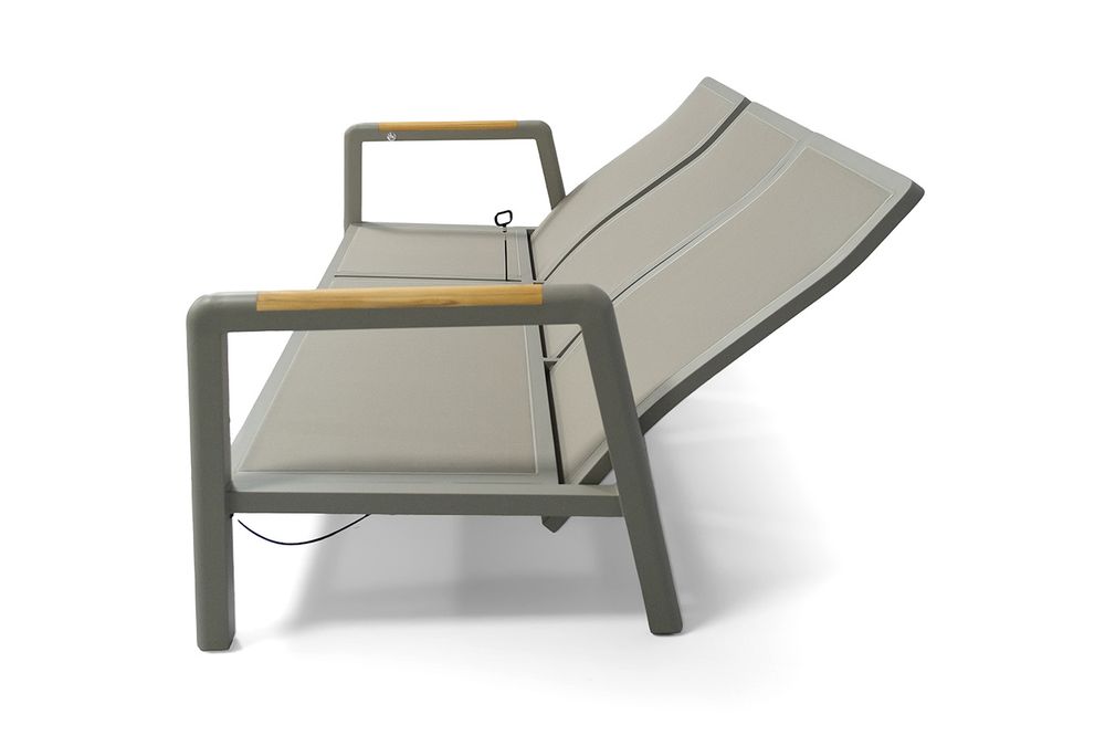 "Бари" диван 3-местный, каркас алюминий, цвет светло-серый