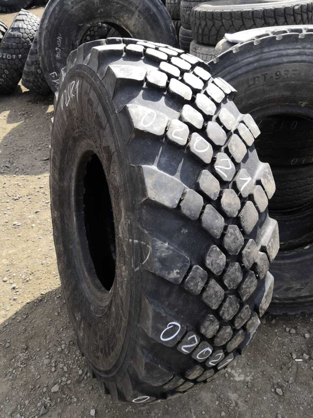 425/85R21 Kama 1260-2 шина б/у