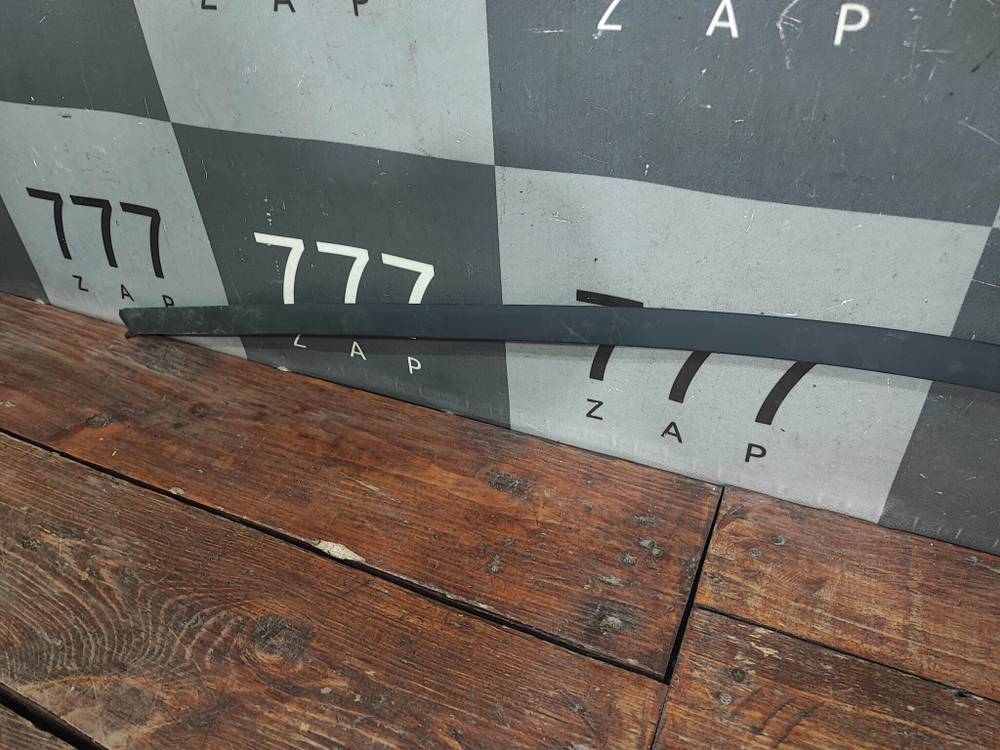 Накладка двери передней левой Omoda C5 22-нв Б/У Оригинал 609001531AA