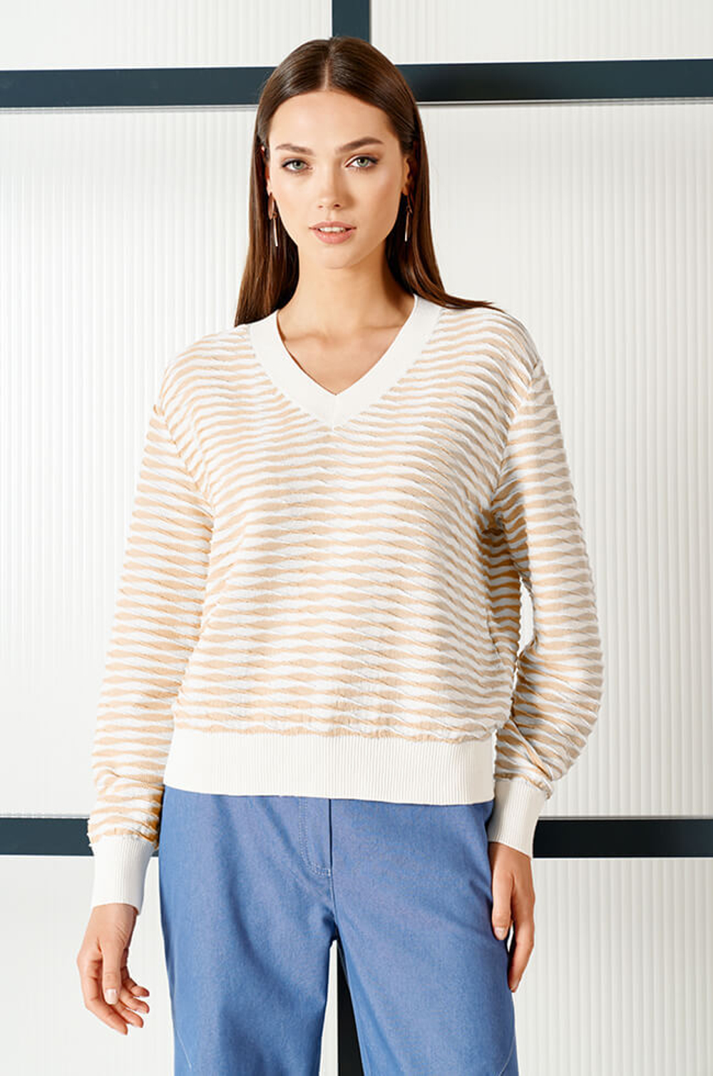 22691 Джемпер женский (молочный / бежевый)