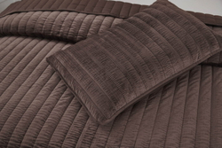 Покрывало 240x260 и 2 наволочки 50х70 Sofi De MarkO Фердинанд кофейное