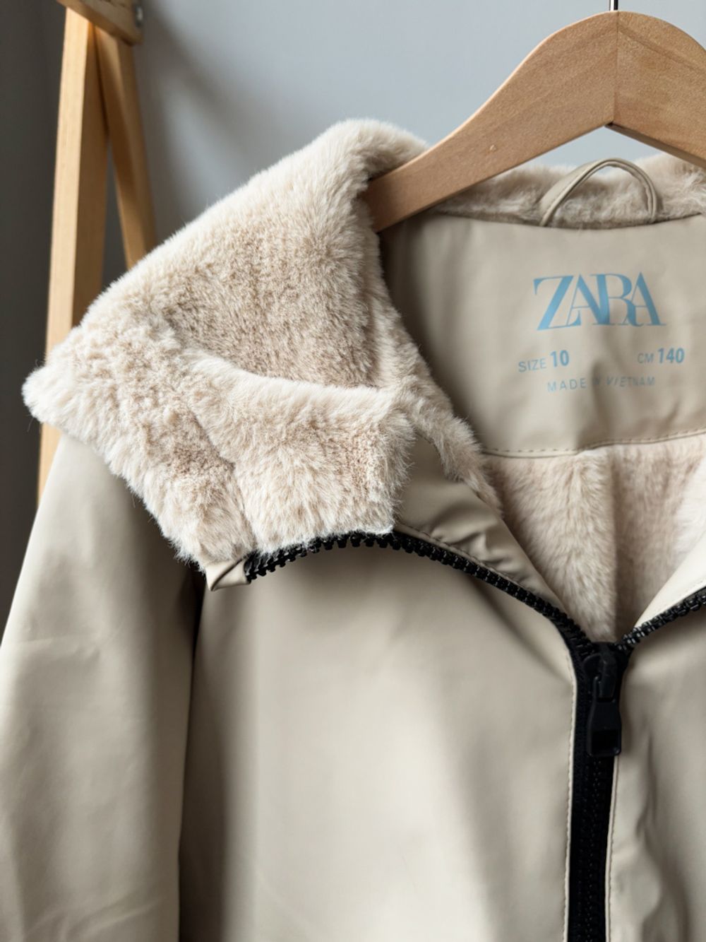 Утепленная куртка Zara, 140