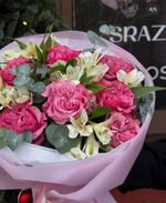 Букет из кантри и альстромерий