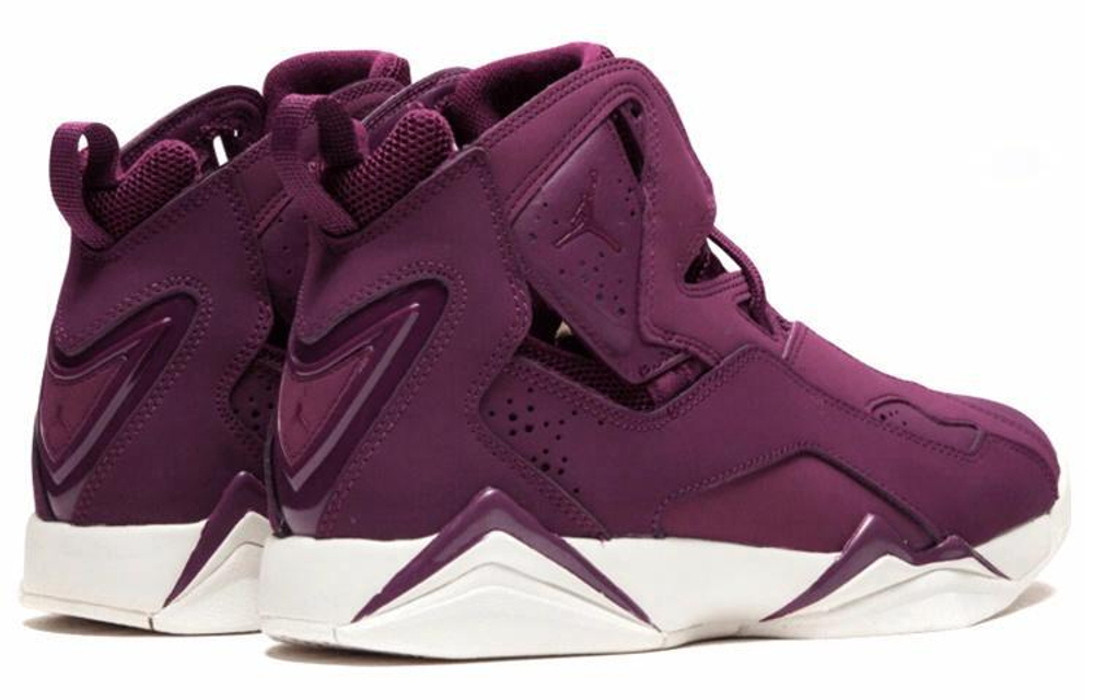 Кроссовки Jordan Air Jordan 7 True Flight