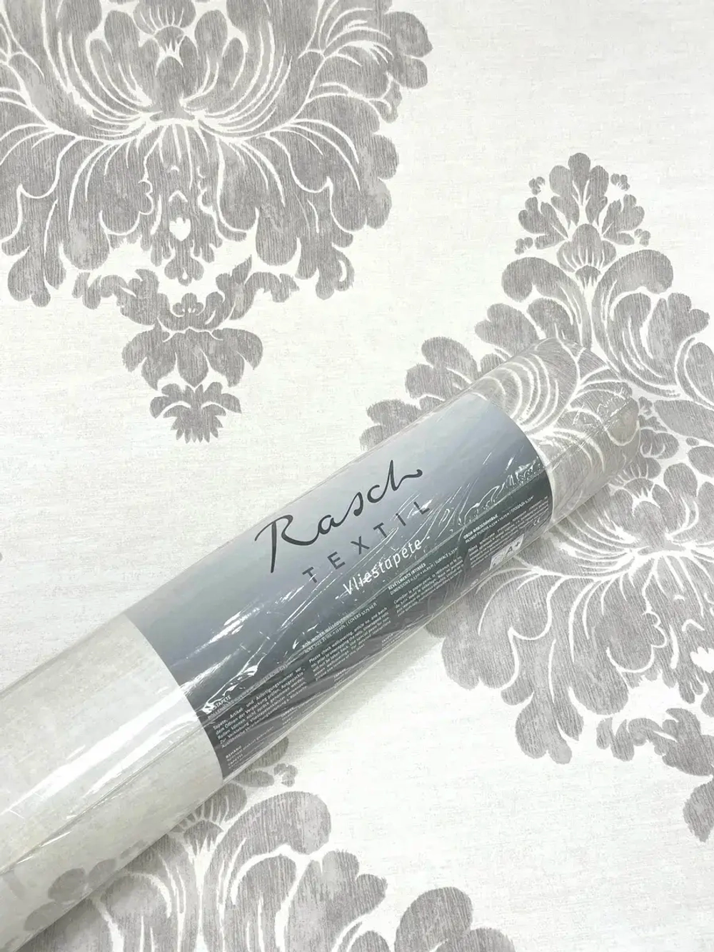 Обои чистый флизелин 225319 Comtesse Textil Германия