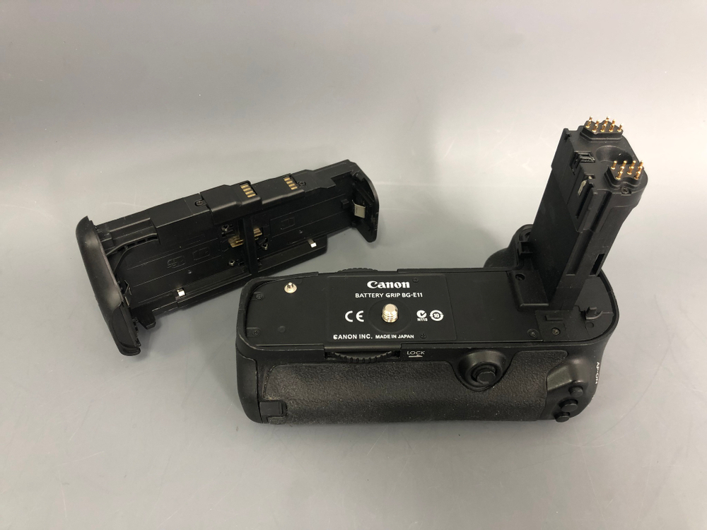 Canon BG-E11