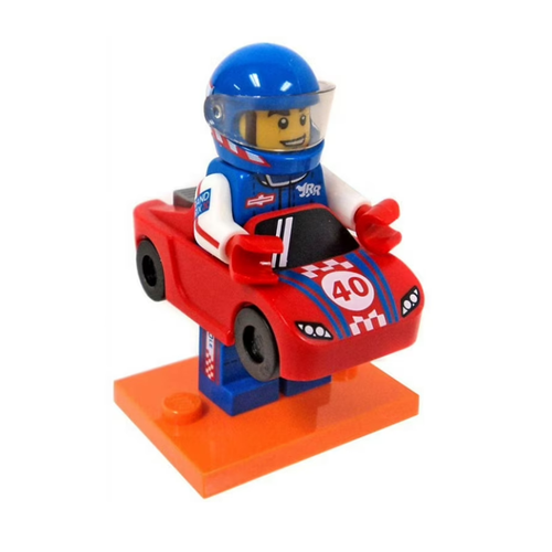 Парень в костюме гоночного автомобиля col18-13