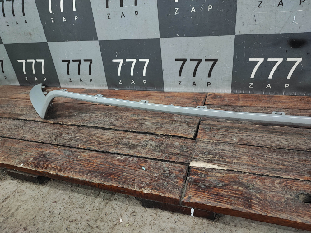 Накладка юбки переднего бампера Kia Carnival 4 (KA4) 20-нв Б/У Оригинал 86532R0000